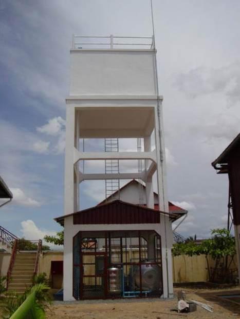 Château d'eau au centre à Phnom Penh